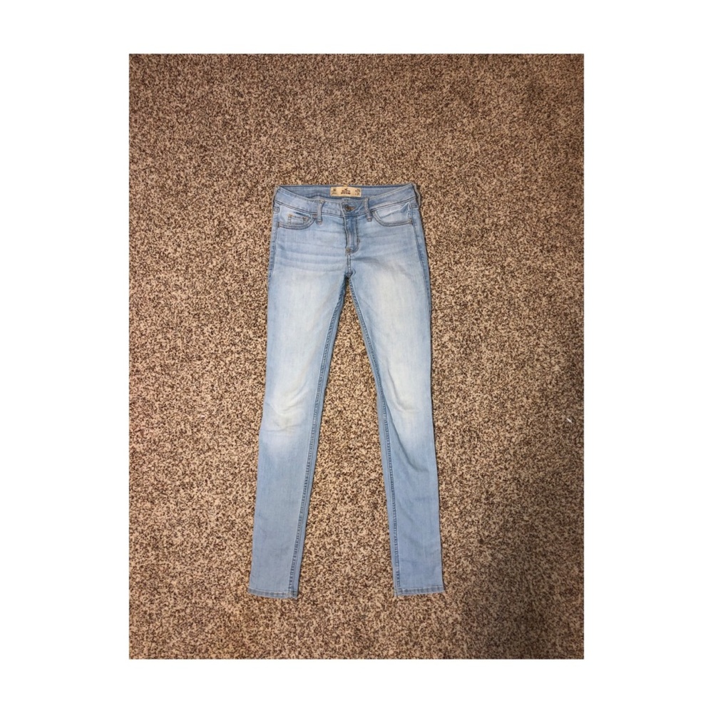 Light wash Hollister jeans